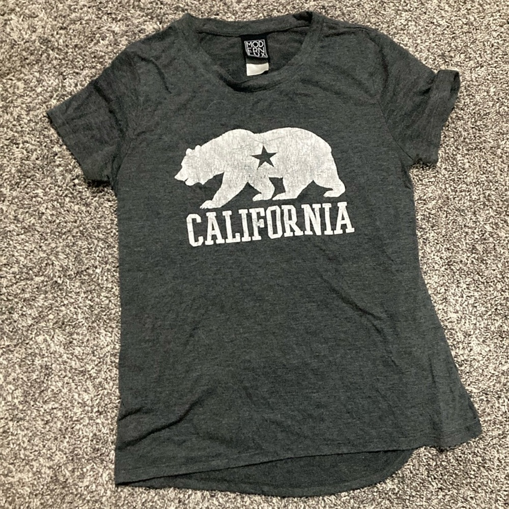 Modern Lux California T-shirt